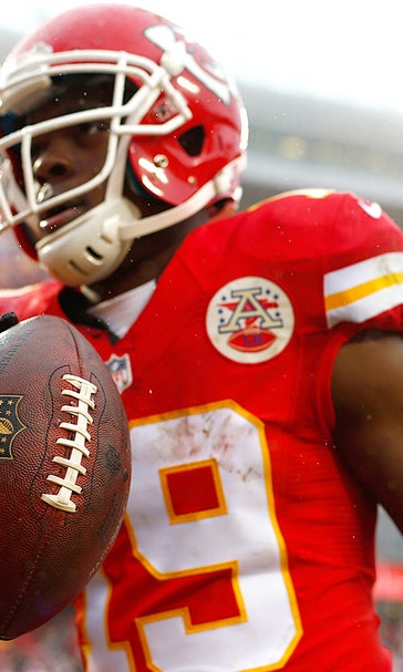 Chiefs shake things up unexpectedly, release Jeremy Maclin